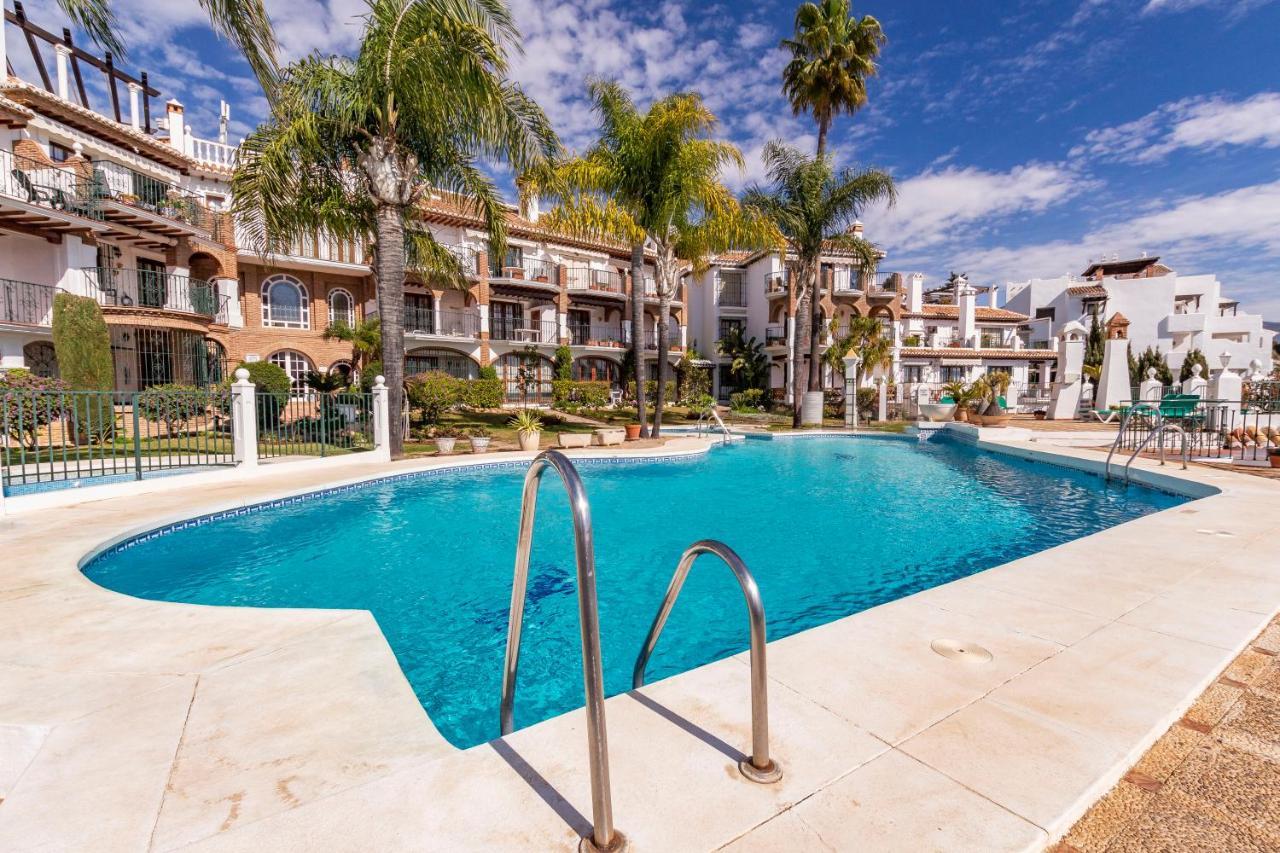 Sanders Golf - Lovely Two-bedroom With Shared Pool Lägenhet Fuengirola