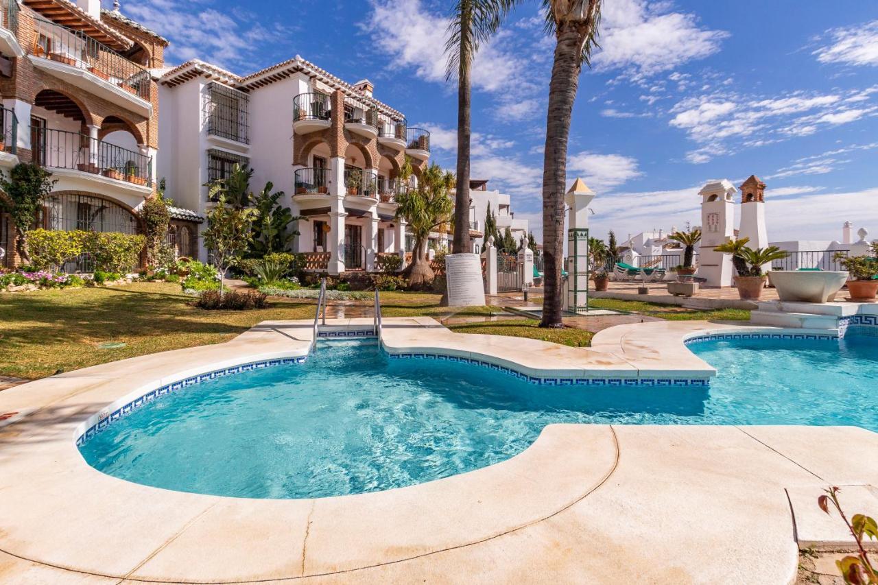 Sanders Golf - Lovely Two-bedroom With Shared Pool Lägenhet
